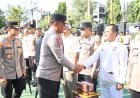 Sambut Hari Bhayangkara ke-80 Kapolda Jatim Bagikan 2.055 Kitab Suci
