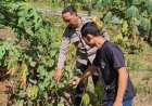Bhabinkamtibmas Dampingi Warga dalam Program Ketahanan Pangan