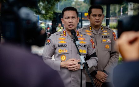Polda Metro Jaya Siapkan Layanan Kesehatan bagi Masyarakat dalam Kegiatan Penyampaian Aspirasi