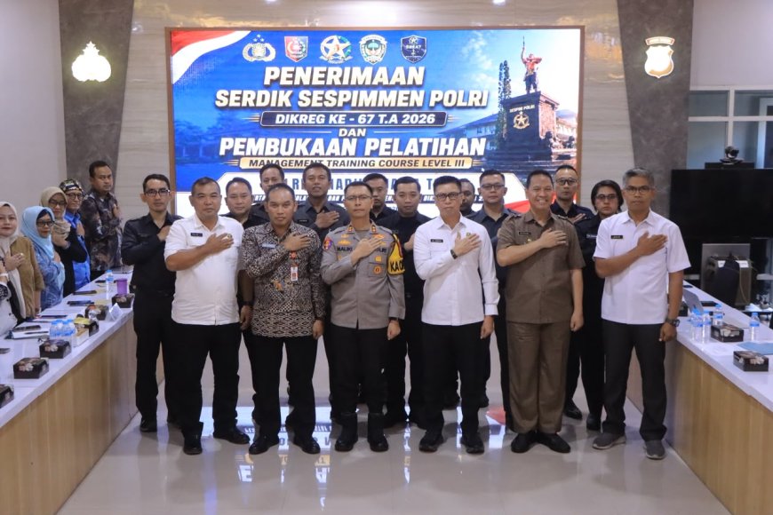 Studi Lingkungan Sespimmen Polri Dikreg ke-67 di Polres Madiun Bahas Penguatan UMKM dan Pemberdayaan Ekonomi Masyarakat