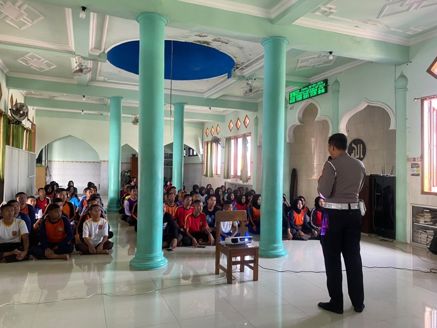Polres Madiun Edukasi Pelajar SMA/SMK/MA tentang Pemanfaatan Artificial Intelligence