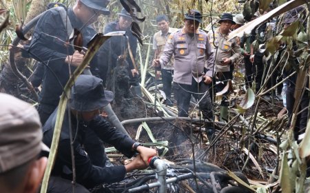 Polda Riau Gunakan X Fire dan Drone Tangani Karhutla Siak, Lima Titik Api Berhasil Dipadamkan