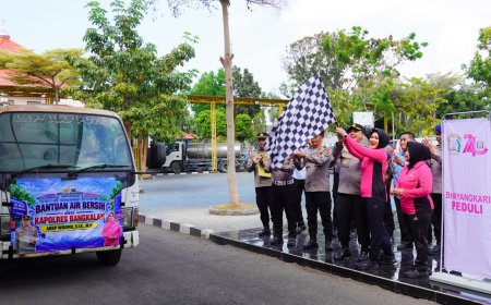 Atasi Krisis Air, Polres Bangkalan Distribusikan 48.000 Liter Air Bersih di Dua Kecamatan