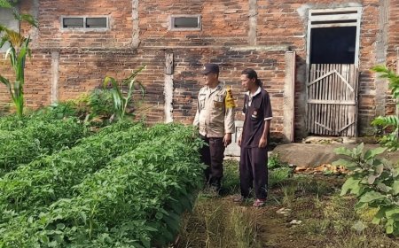 Bhabinkamtibmas Konsisten Dukung Ketahanan Pangan melalui Pemanfaatan Lahan