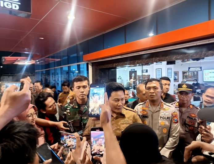 Kapolresta Sidoarjo Cek Kondisi Santri Ponpes Manbaul Hikam di Rumah Sakit, Pastikan Penanganan Maksimal