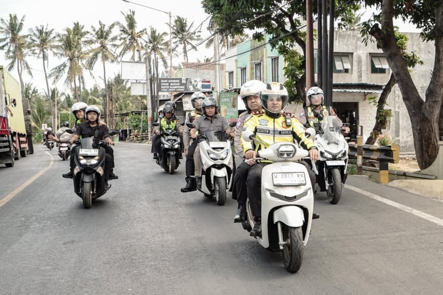 Polda Jatim Terjunkan 60 Personel Siaga 24 Jam Urai Kepadatan di Ketapang Banyuwangi