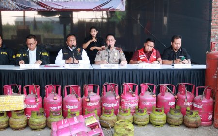 *Bareskrim Ungkap Penyalahgunaan LPG Bersubsidi di Sidoarjo, Sita 1.820 Tabung dan Tetapkan Dua Tersangka*