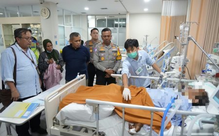Polri Jenguk Korban Kecelakaan Ojol di Blok M, Pastikan Penanganan Medis hingga Sembuh