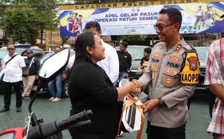 Senyum Sumringah Korban Curanmor,Polres Malang Kembalikan Motor Hasil Operasi Sikat Semeru