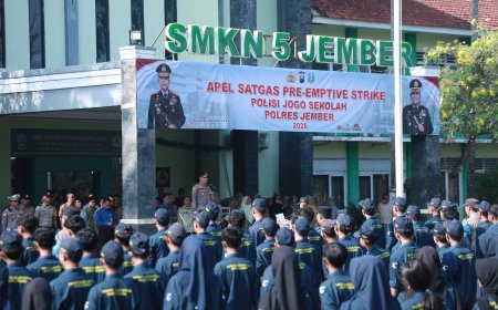 Polisi Jogo Sekolah: Langkah Preventif Polres Jember Siapkan Pelajar Menuju Generasi Emas 2045