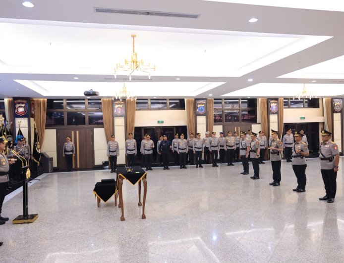 Kapolri Pimpin Sertijab di Mabes Polri