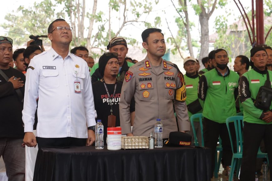 Perkuat Sinergi Polisi Bersama Masyarakat, Polres Pasuruan Gandeng Ratusan Ojol Sukseskan 'Jogo Omah'